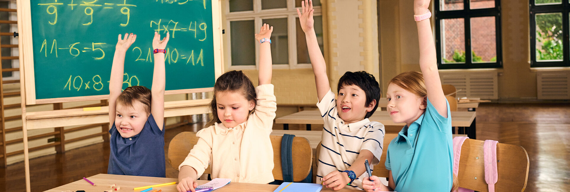 LEARN TO TELL THE TIME WITH FLIK FLAK